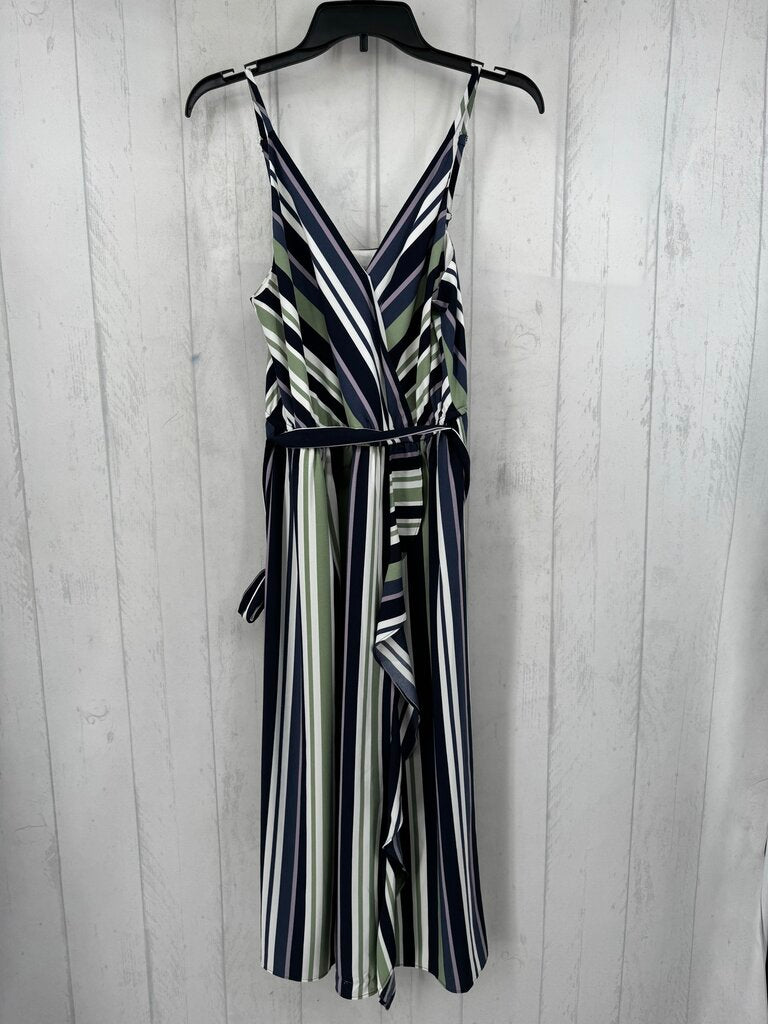 M v-neck striped sundress