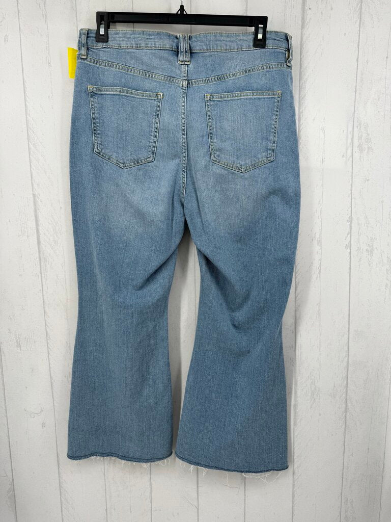 14w flare leg jean