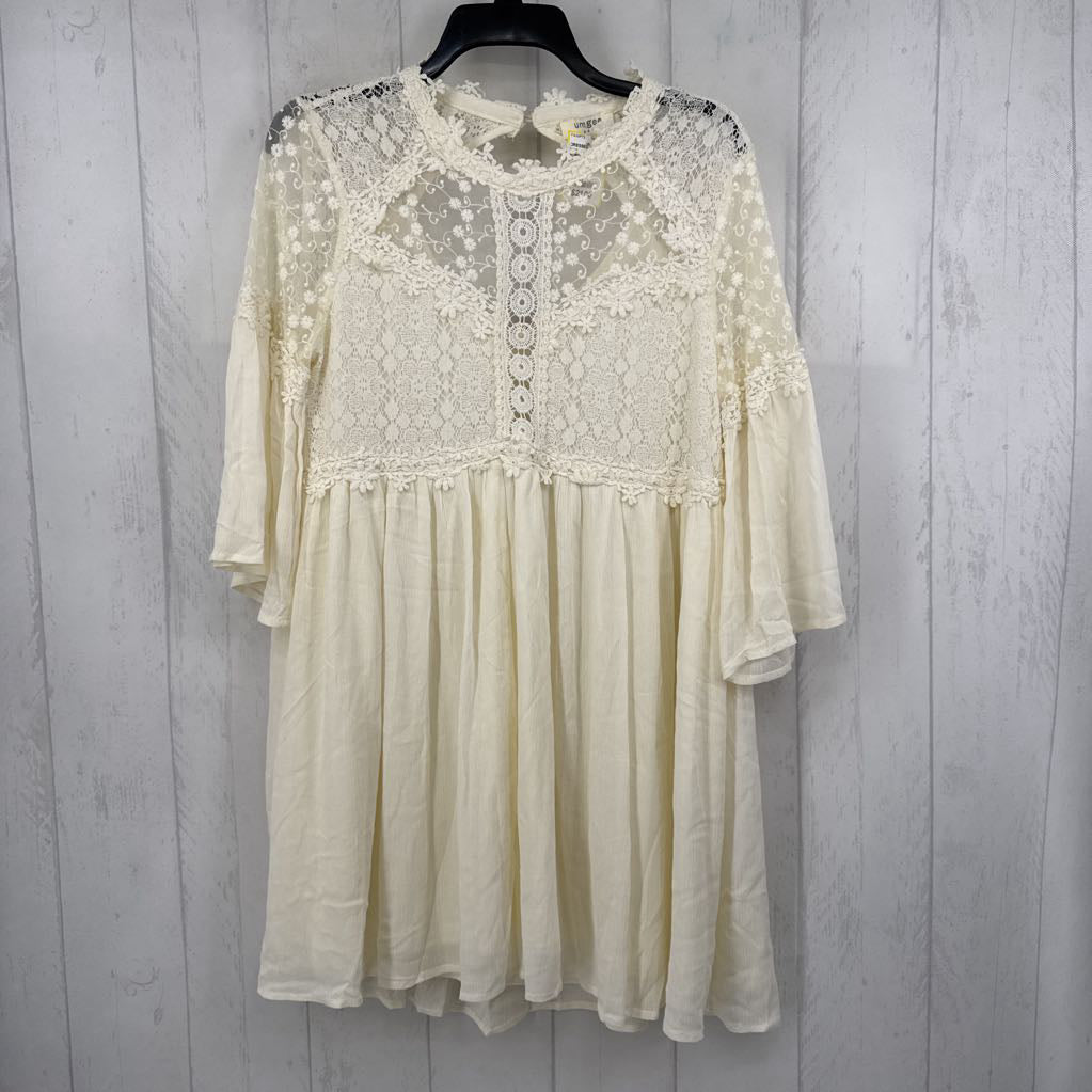 M lace bell slv dress