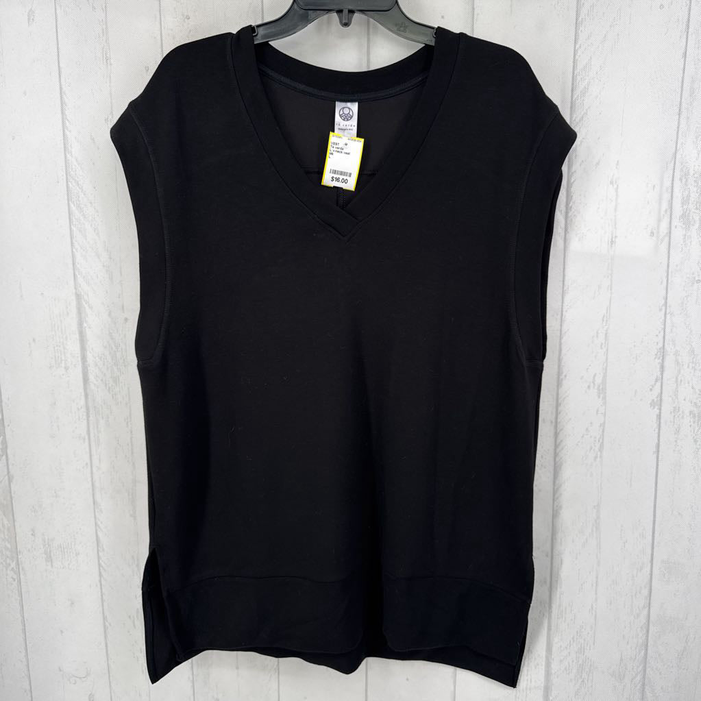 L v-neck vest