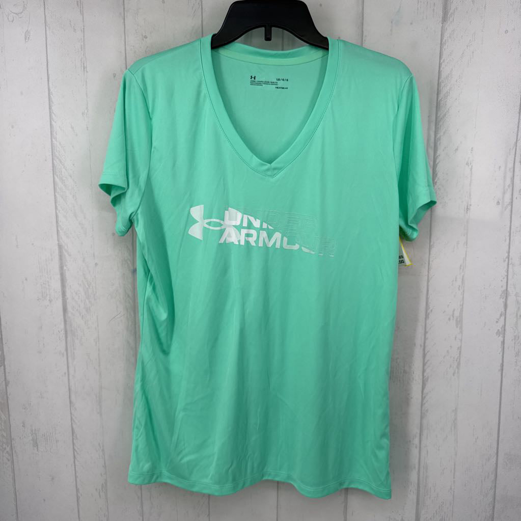 L graphic v-neck s/s tee