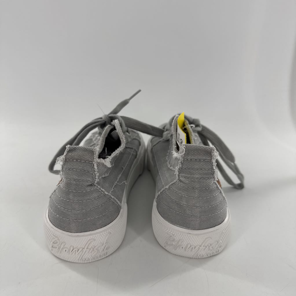 9 platform lace up sneakers