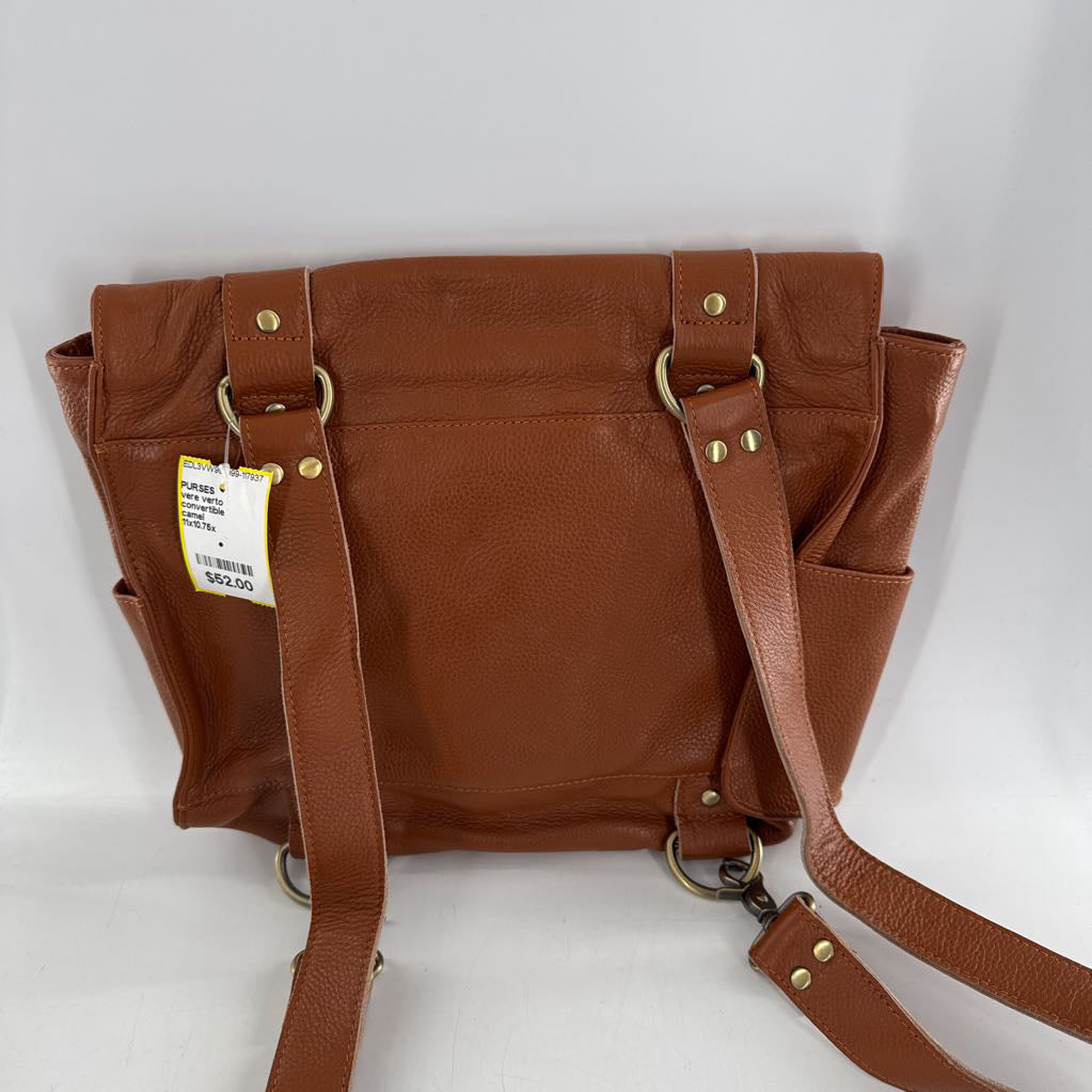 convertible backpack w/ flap closure