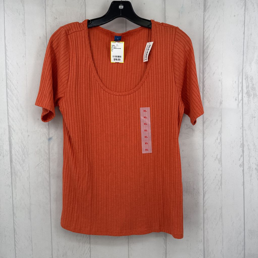 XL ribbed scoop neck s/s tee