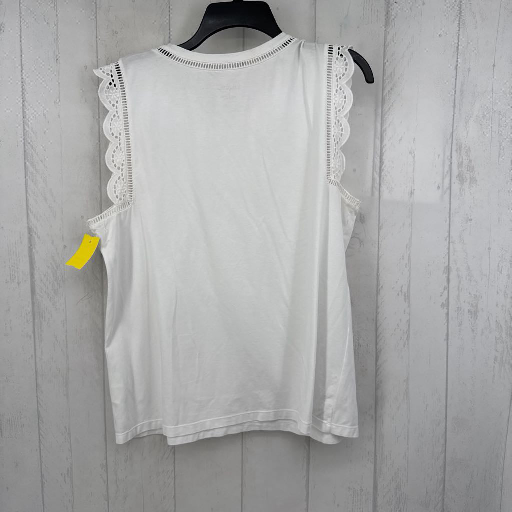 XL eyelet trim tank