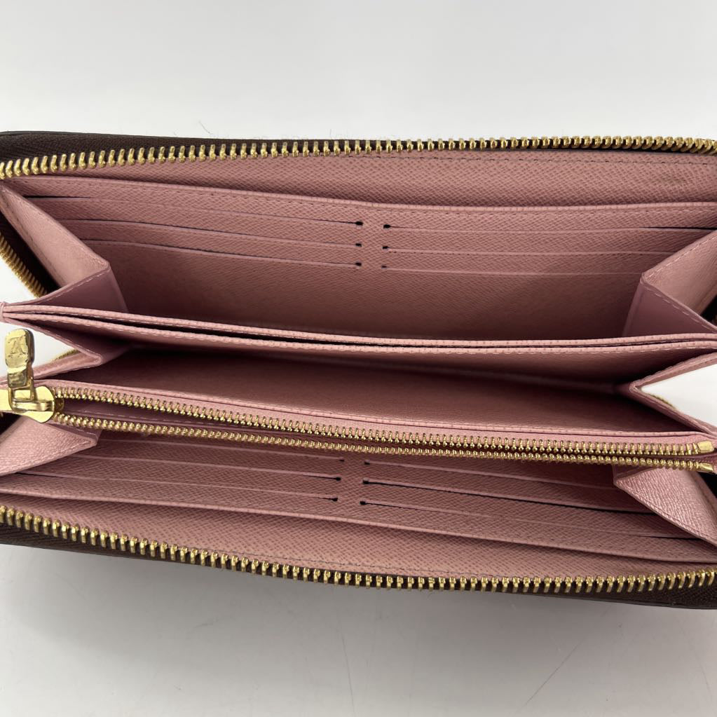 zippy damier gold toned wallet