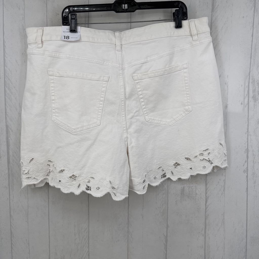 R80 18 flo embroidered hem jean shorts