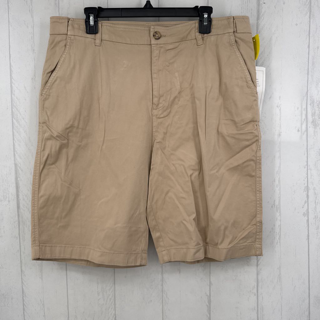 18 khaki bermuda shorts