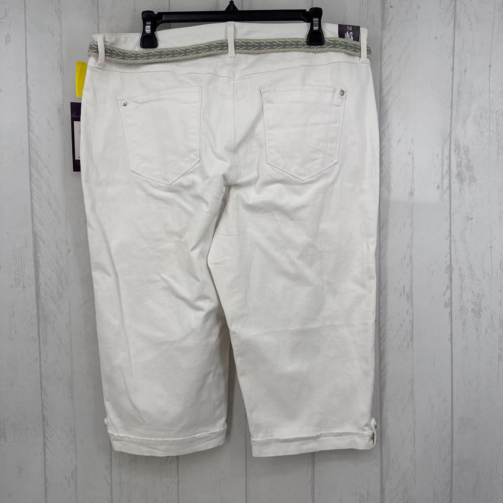 16 belted capris