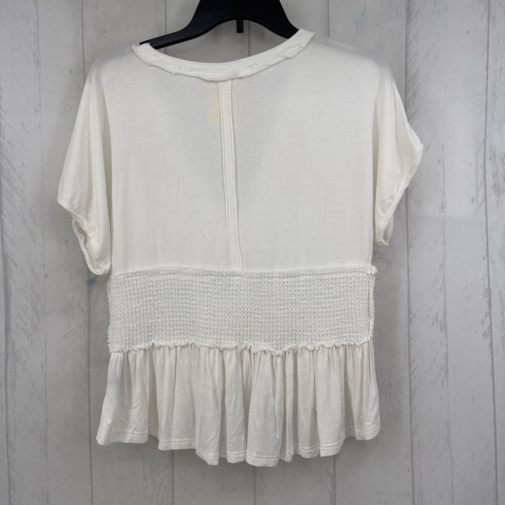 S v-neck button front s/s peplum top