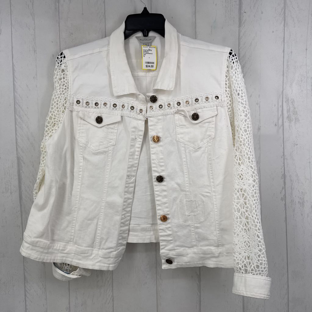 XL grommet & crochet jean jacket