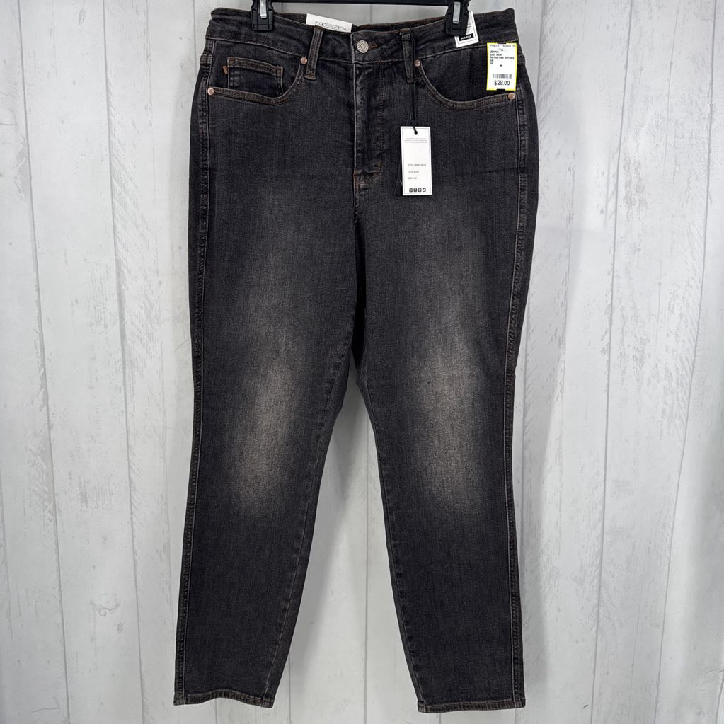 14 mid-rise slim leg jean