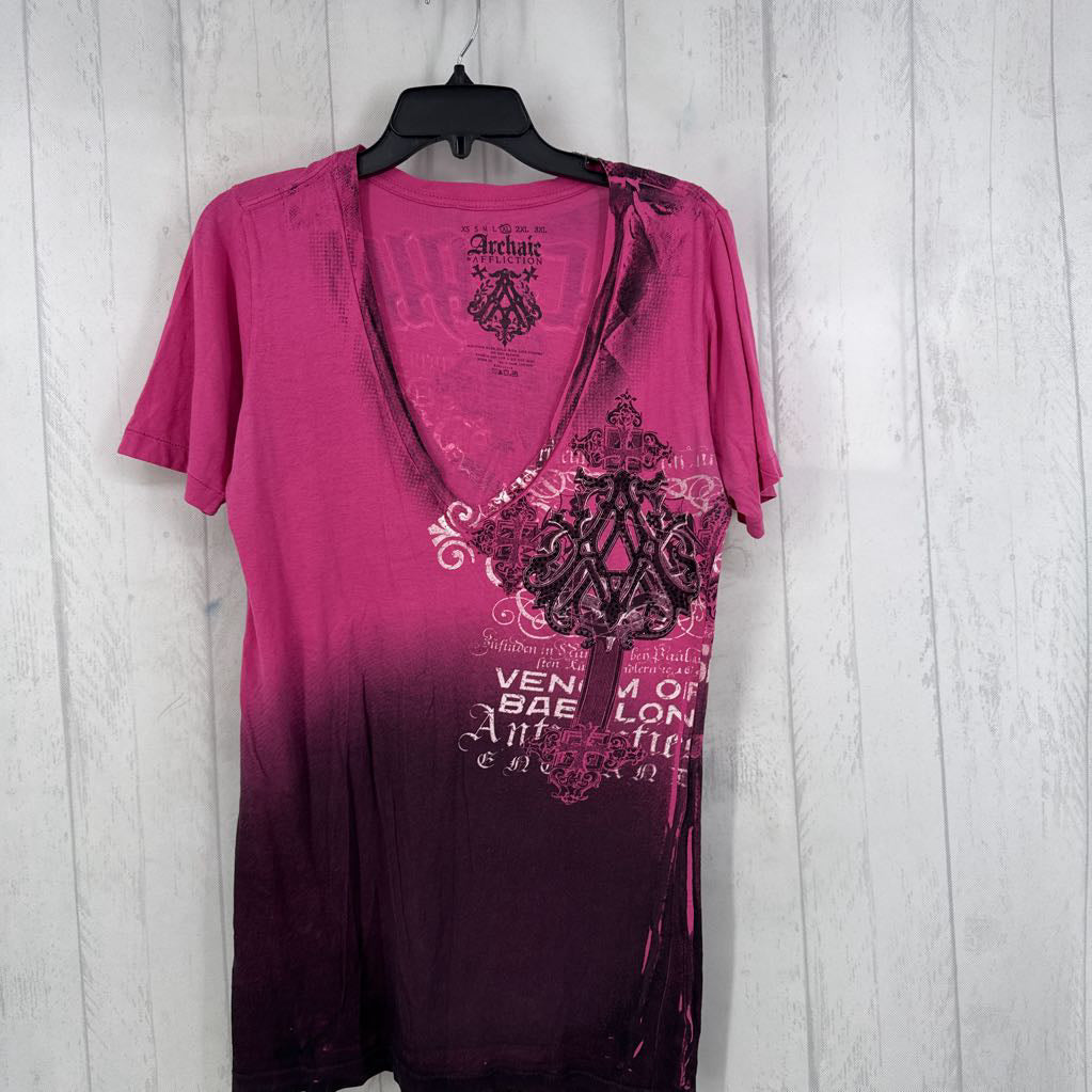 XL v-neck graphic s/s tee