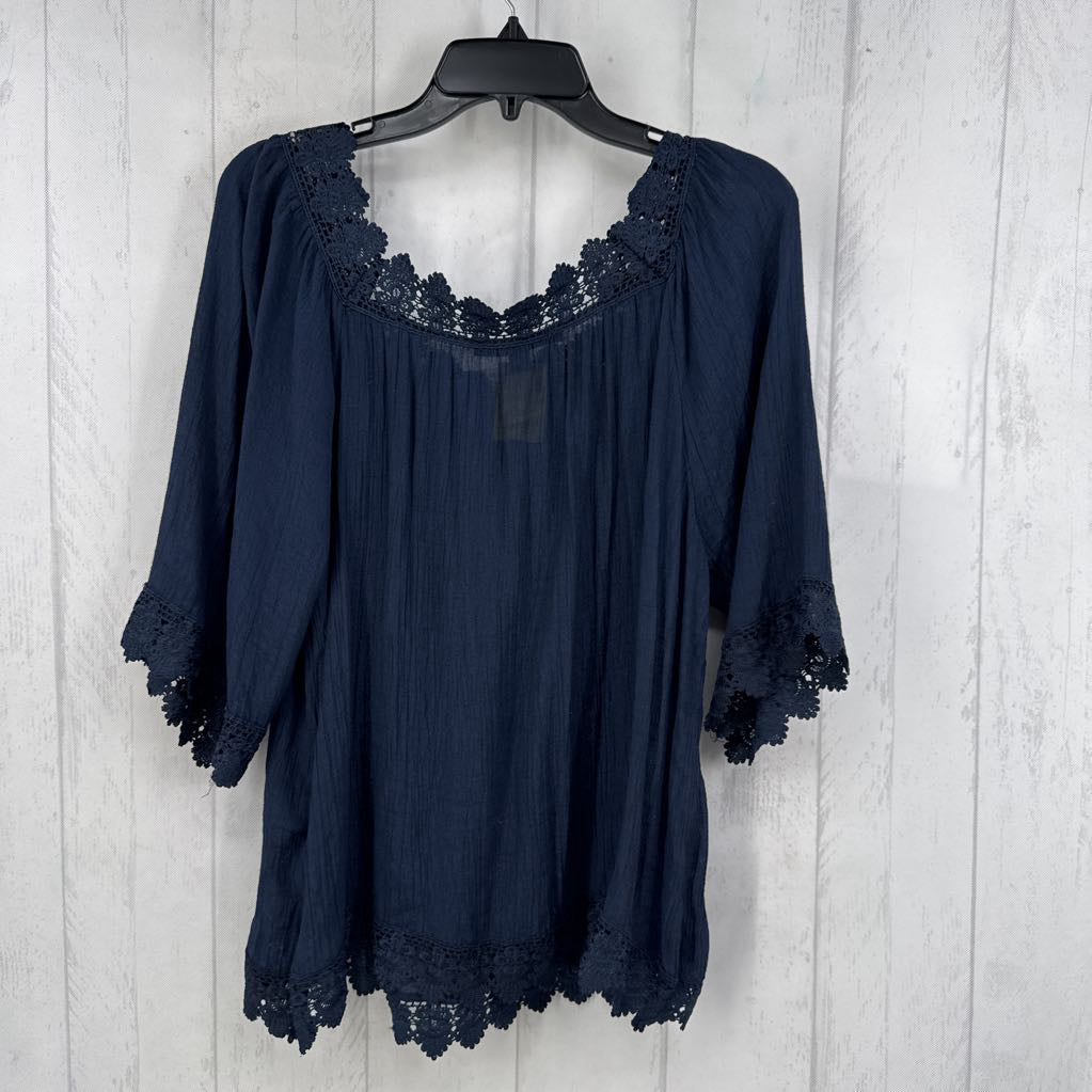 L lace trim elbow slv top