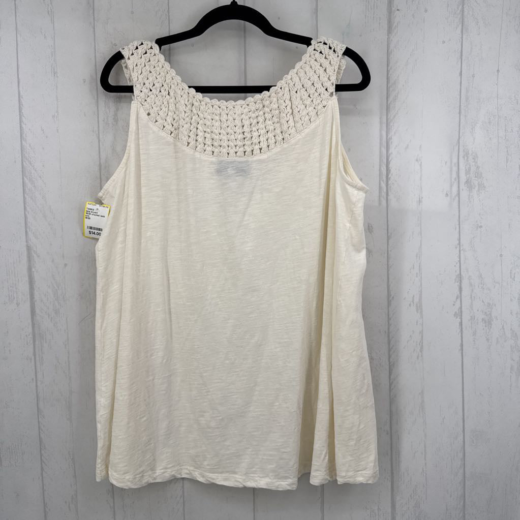 18/20 crochet tank