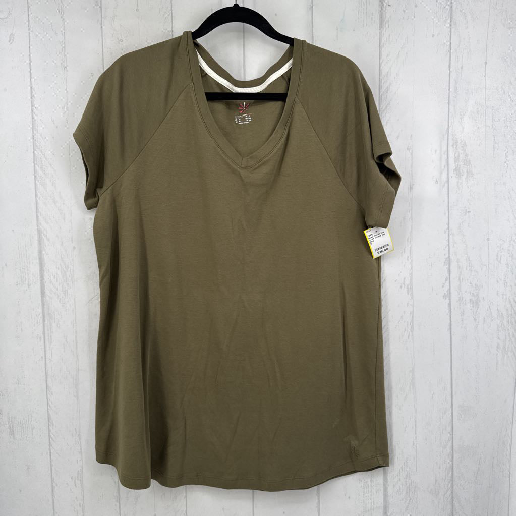 1x s/s v-neck top
