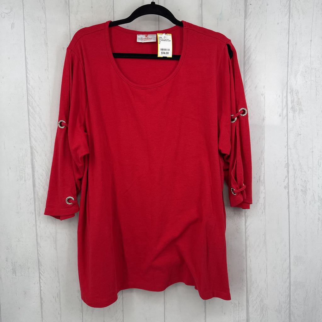 2x embellished split slv top