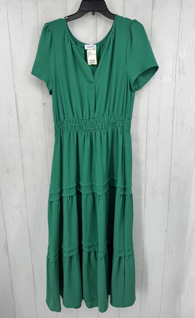 XL split neck tiered s/s dress