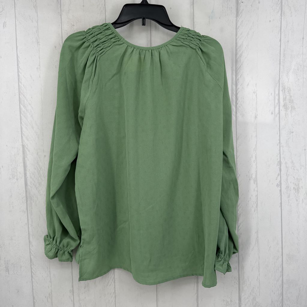 M smocked l/s top
