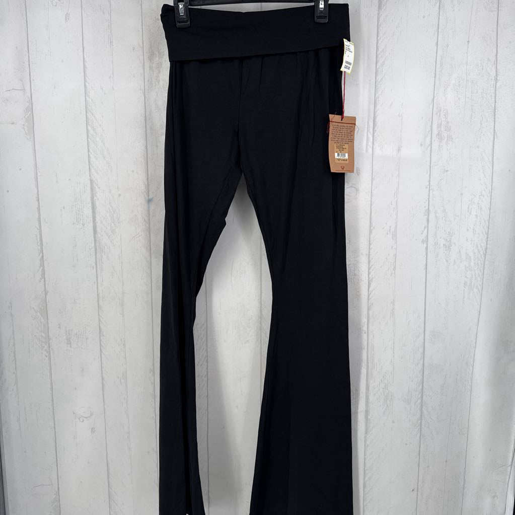 R108 M foldover flare legging