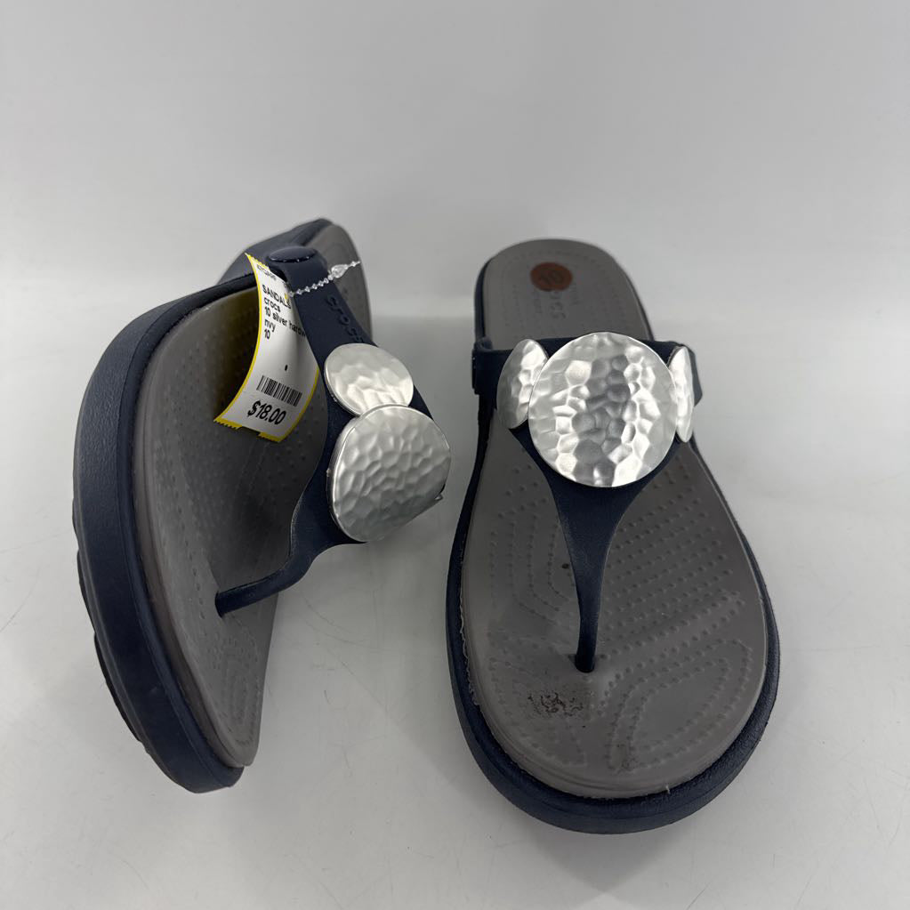 10 silver hardware thong sandal