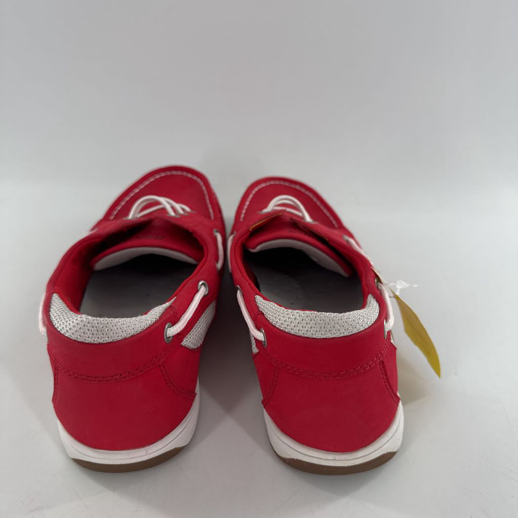 8.5 slip-on boat loafer