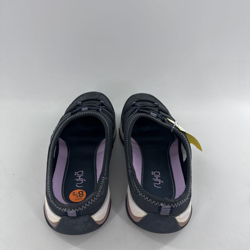 8.5 slip-on elastic lace clogs