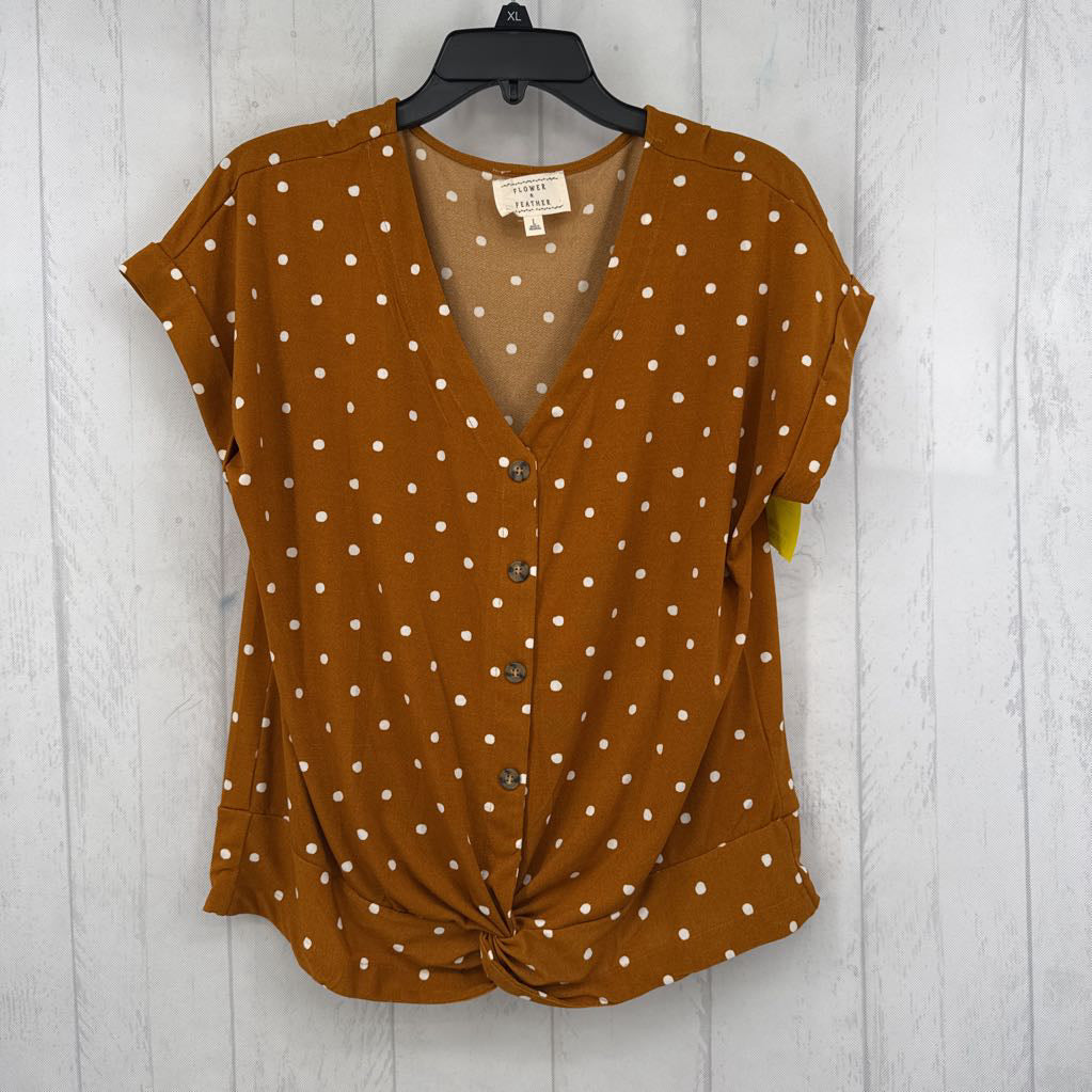 L polka-dot v-neck s/s top