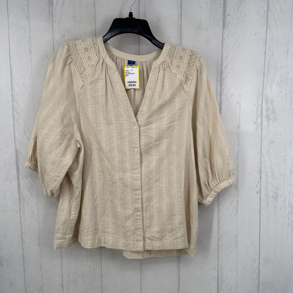 M embroidered button down elbow slv top