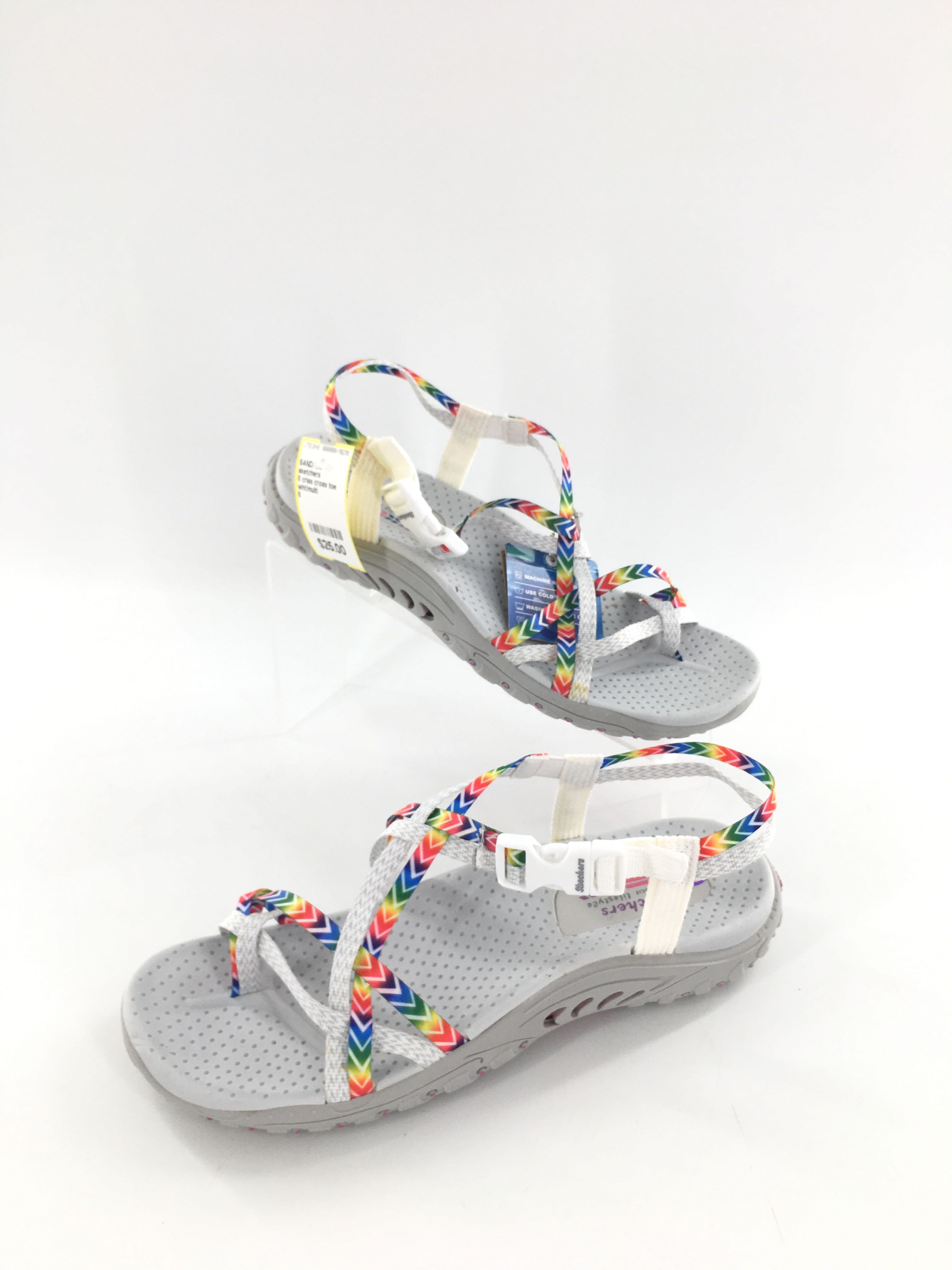 8 criss cross toe loop sandals