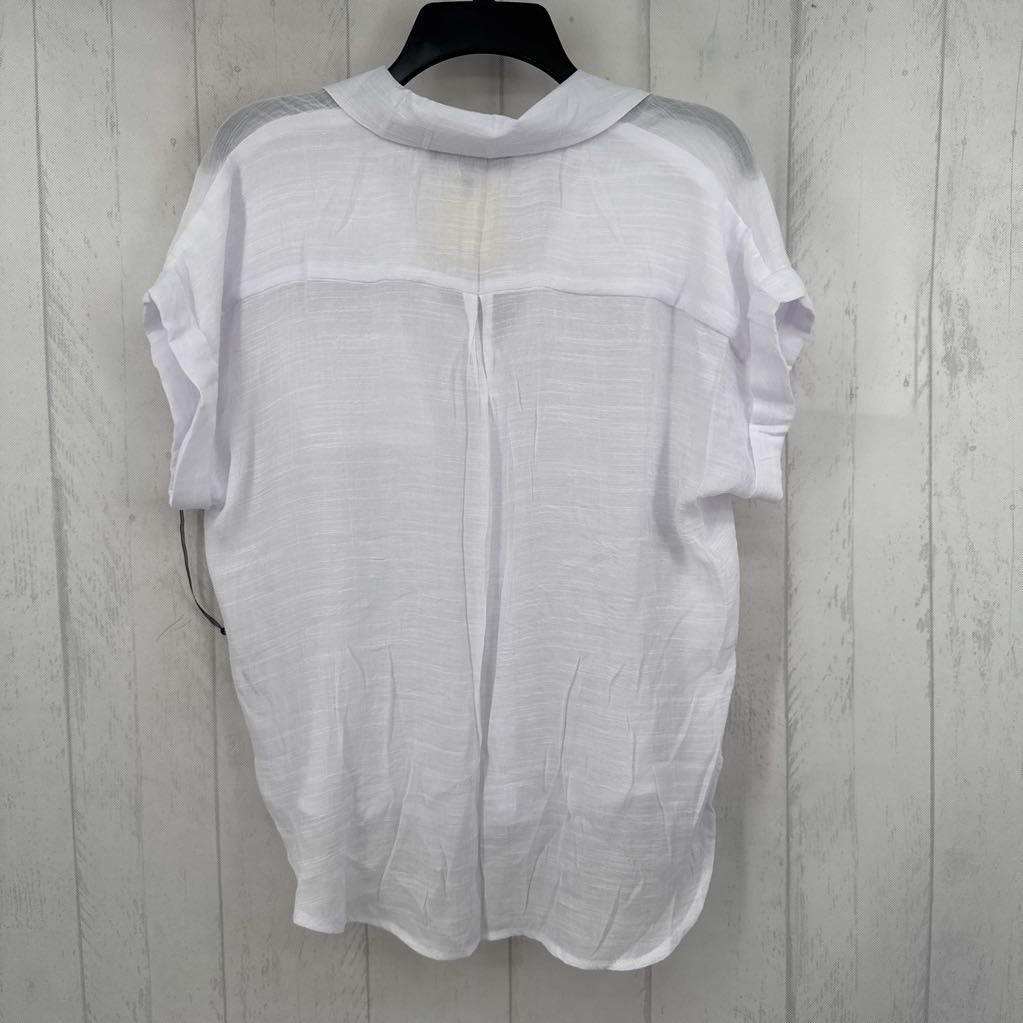 L button down hi-lo s/s top