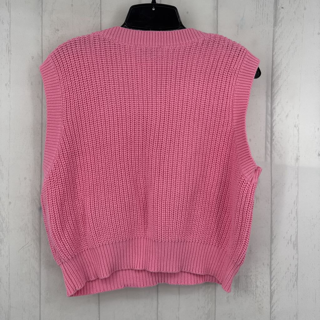 M sweater vest