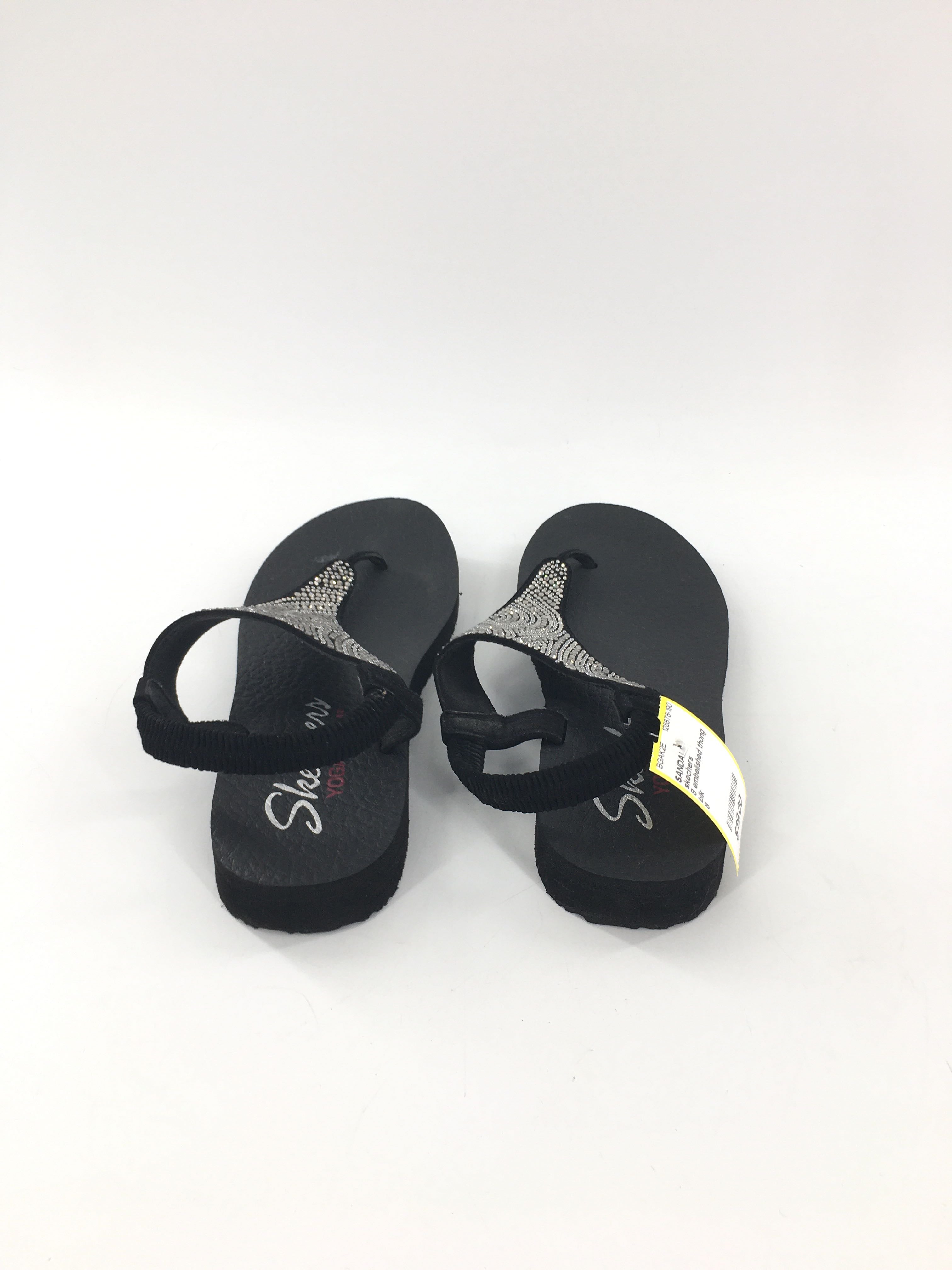 8 embelished thong sandal