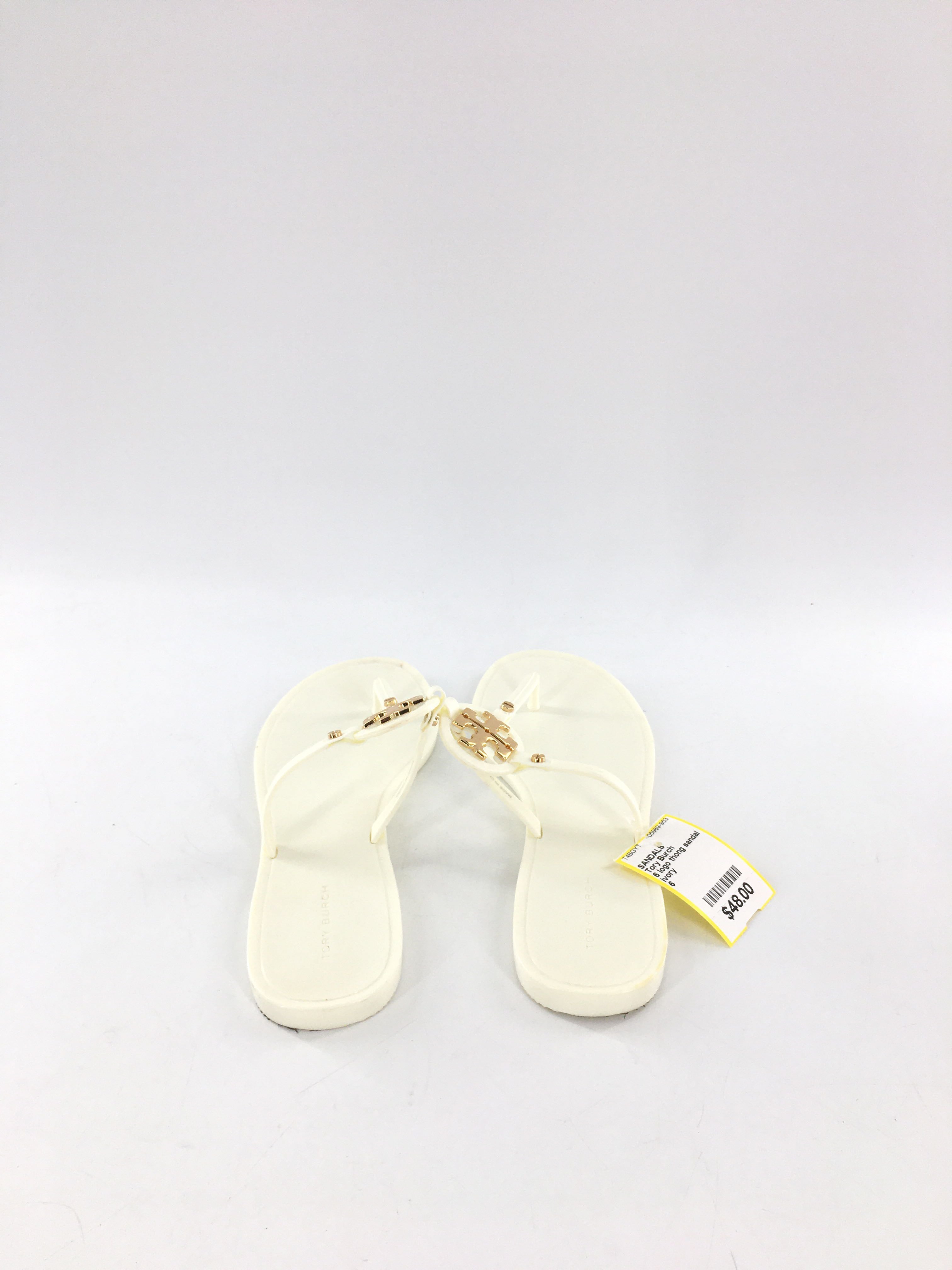 6 logo thong sandal