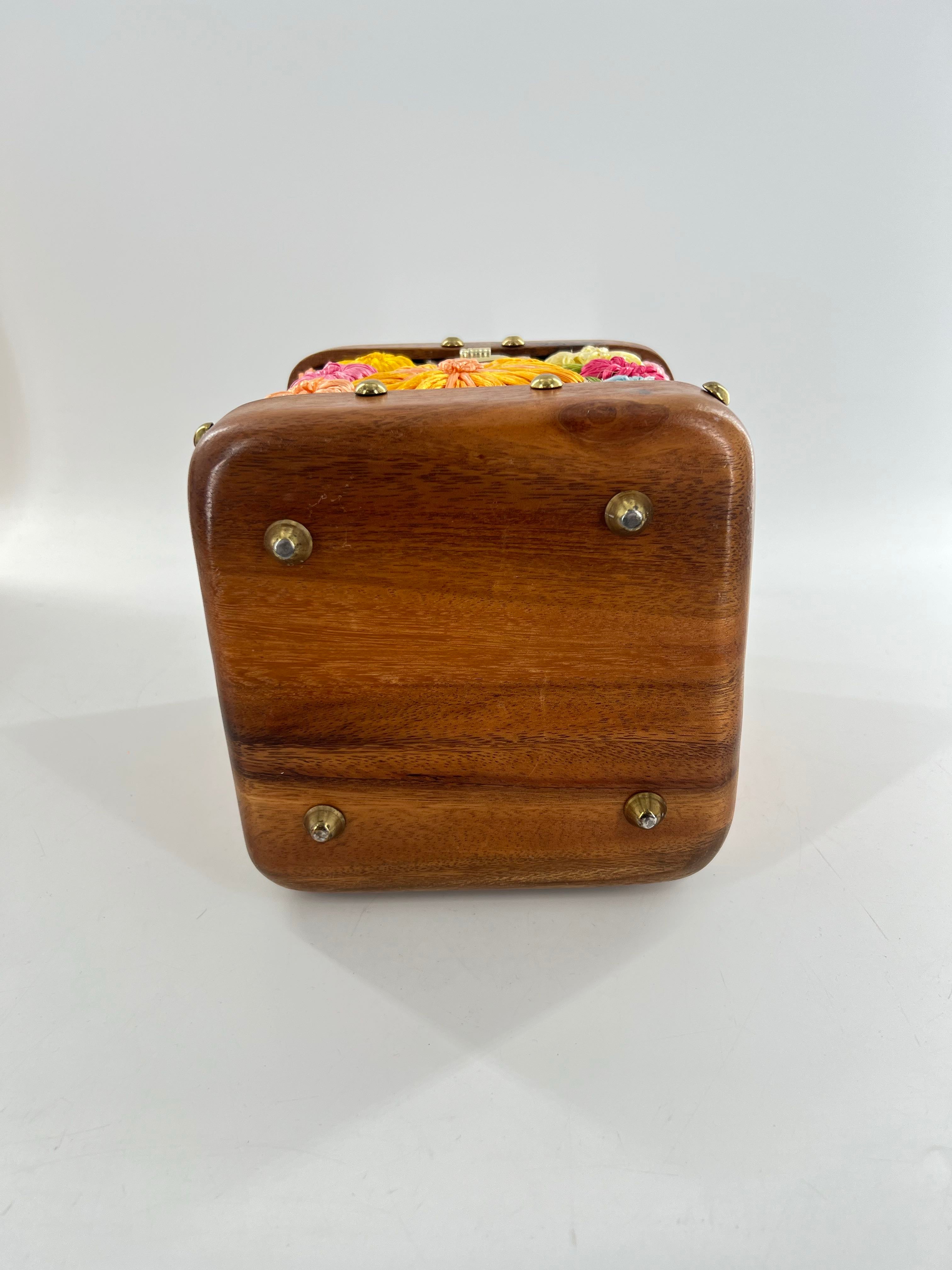 wood floral straw purse
