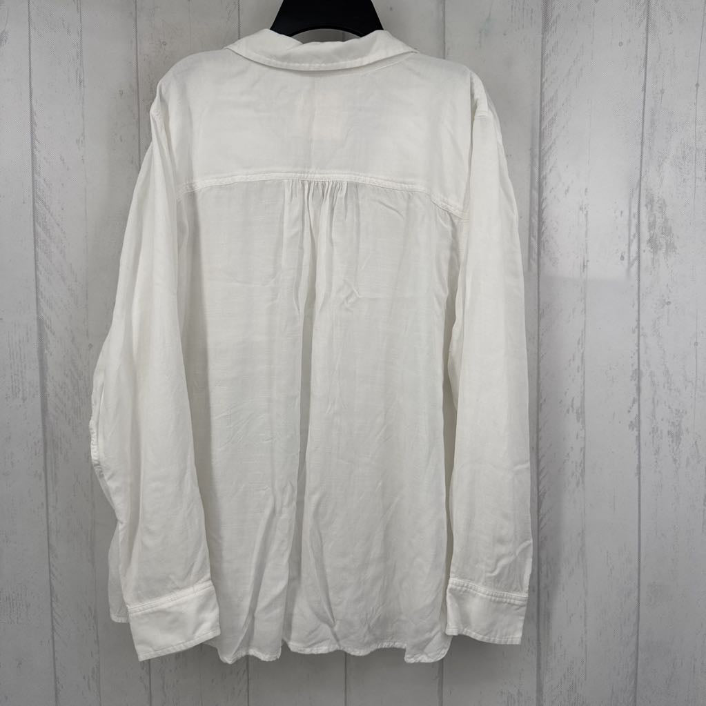 XL button down l/s top