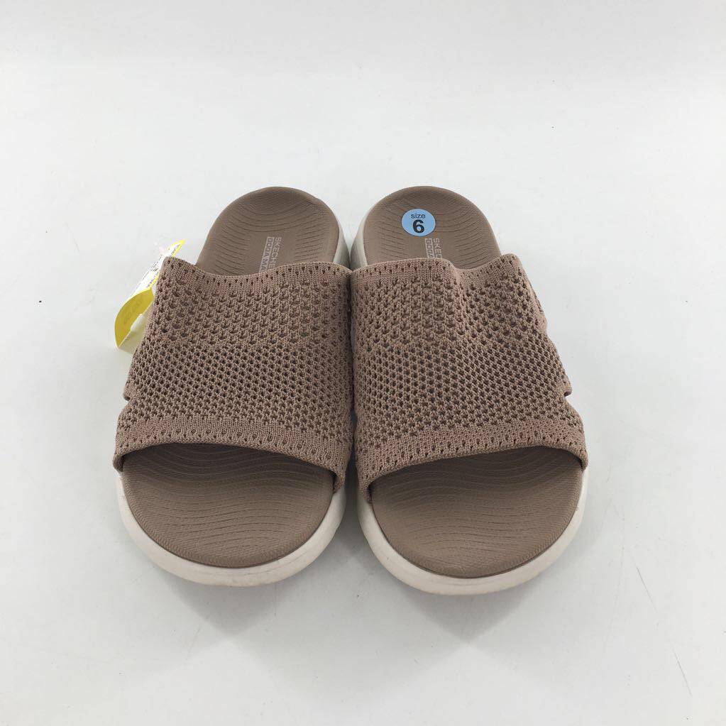 6 mesh slide sandal