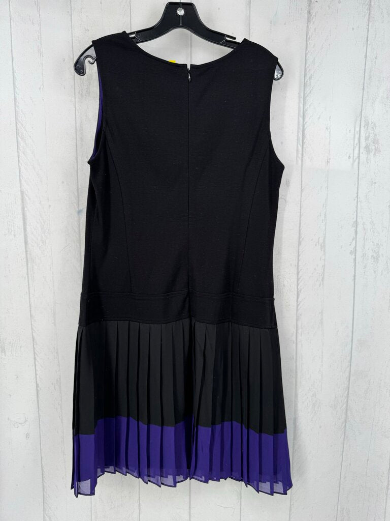 R89 12 slvls pleated dress