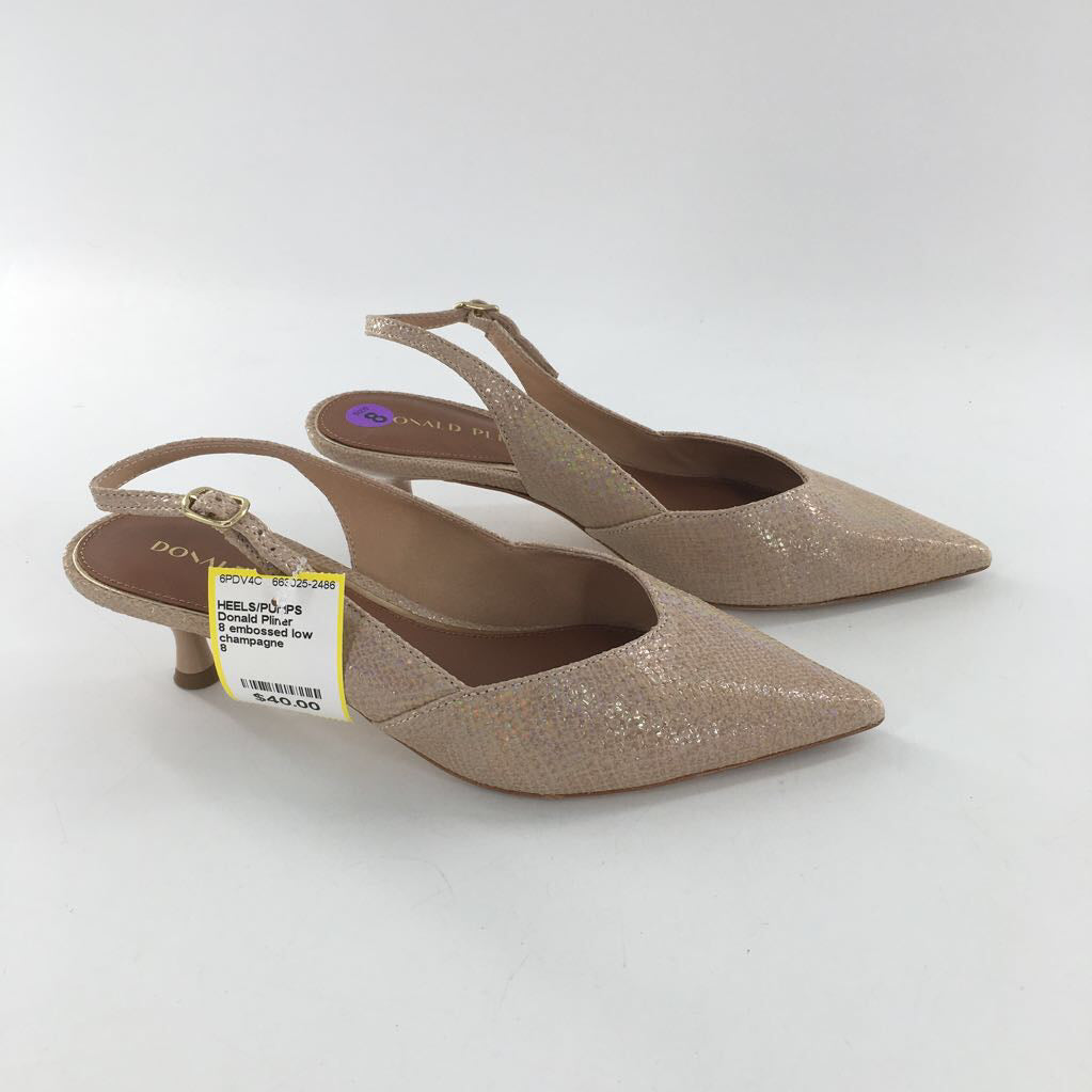 8 embossed low heel pumps