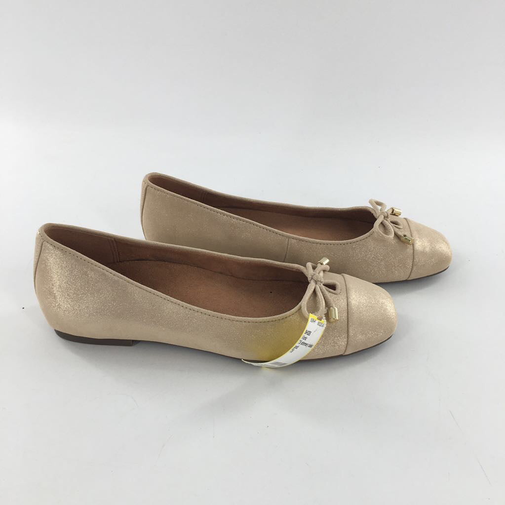 7.5 shimmery ballet flats