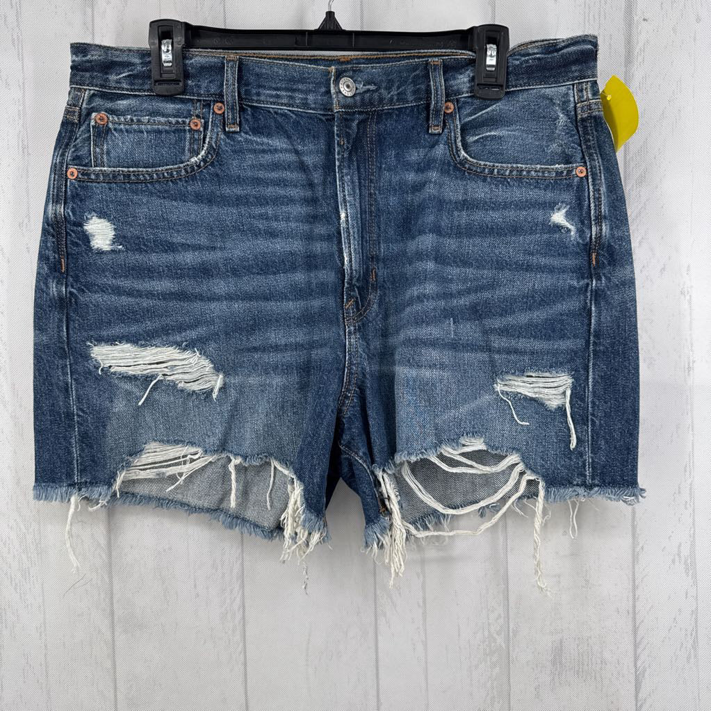 14 distressed boyfriend shorts