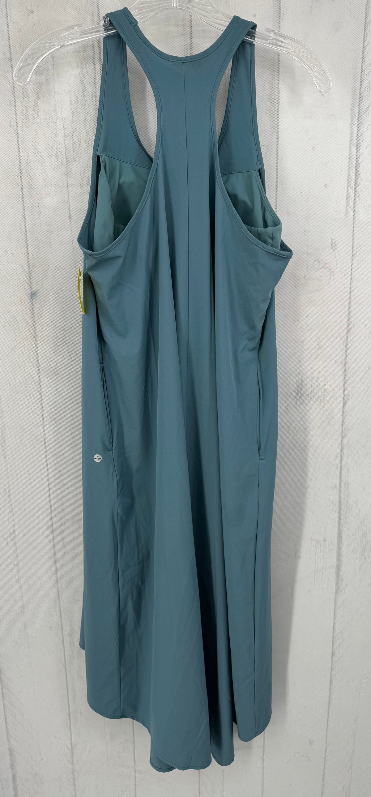M slvls athletic dress