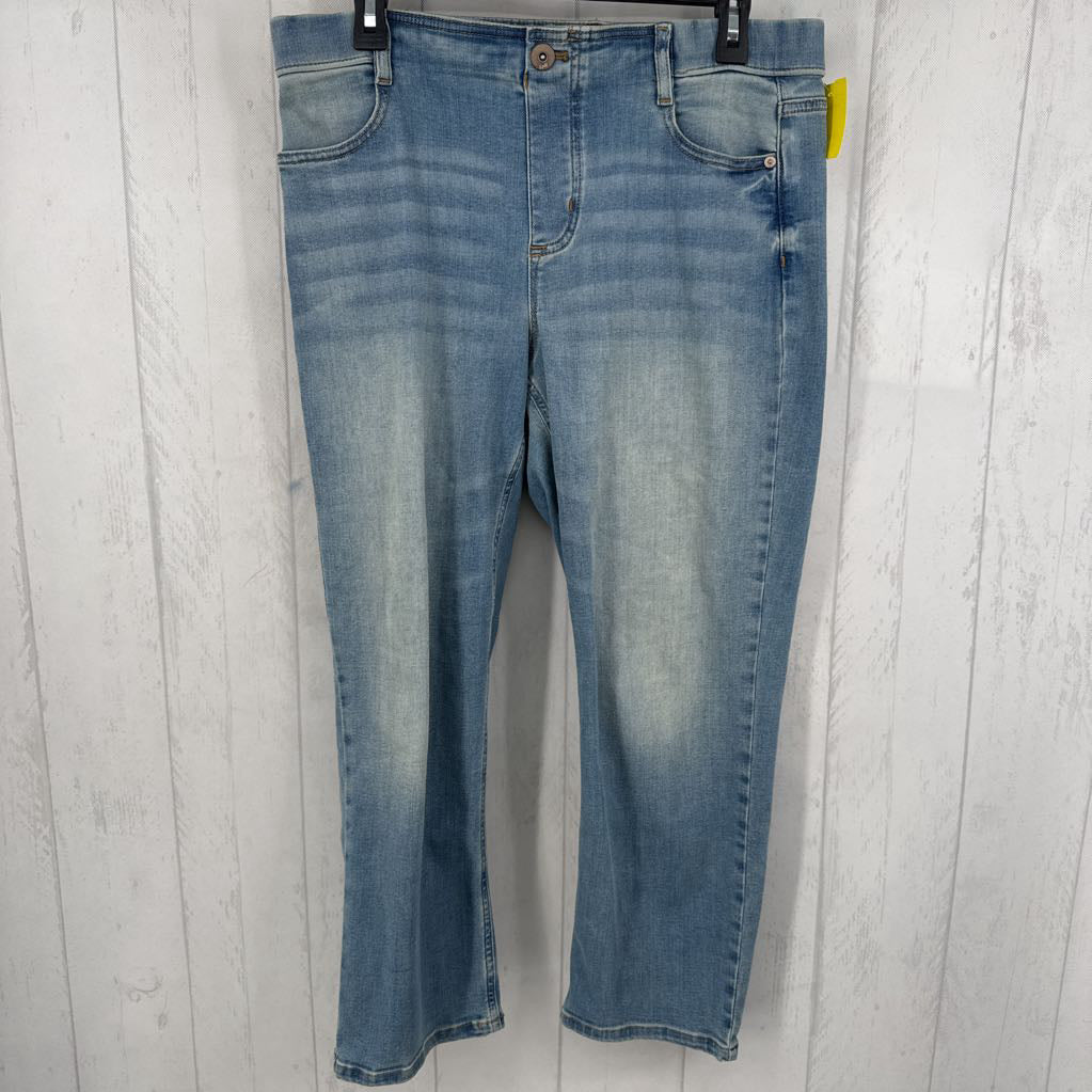 10 hi-rise straight leg crop jean