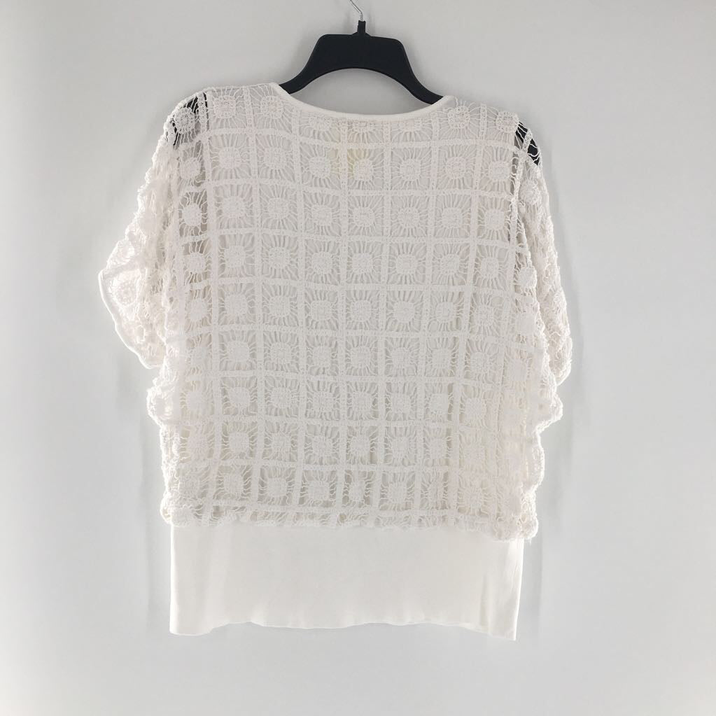 L crochet layered s/s top
