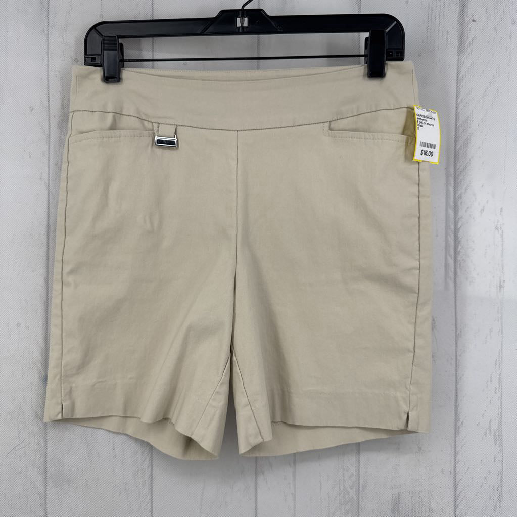 8 pull-on shorts
