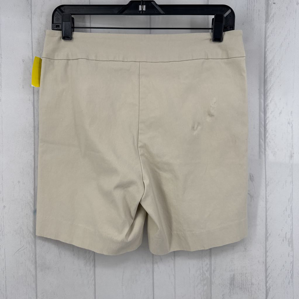 8 pull-on shorts