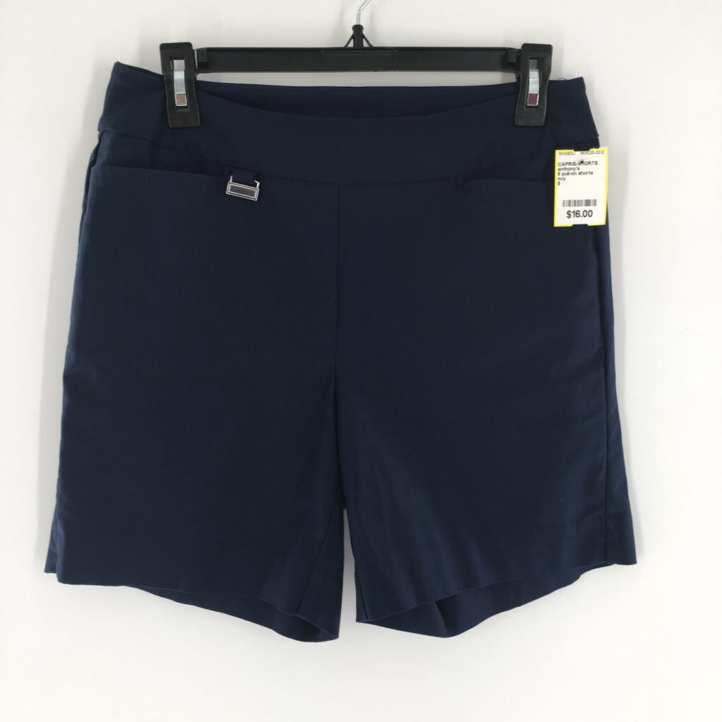 8 pull-on shorts