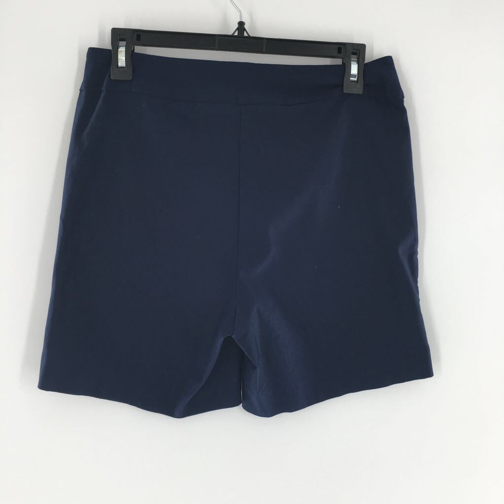 8 pull-on shorts