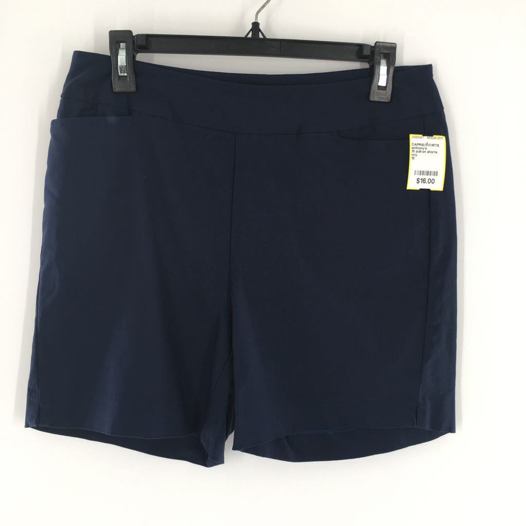 10 pull-on shorts