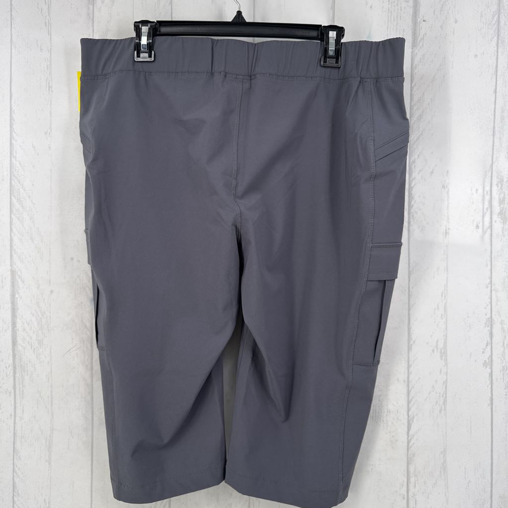 18p pull-on capris